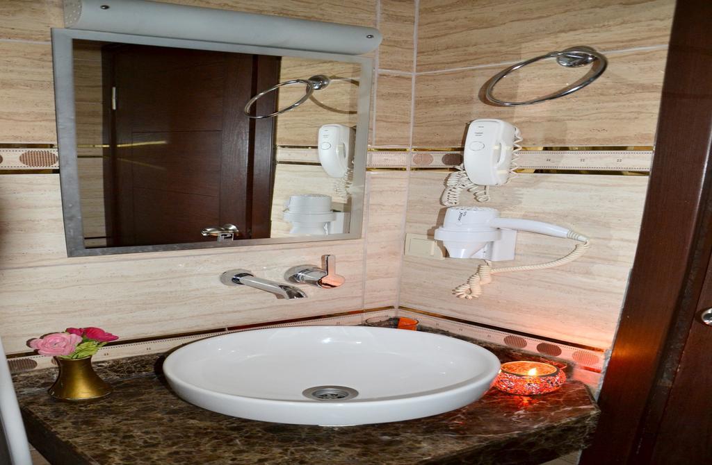 Elysion Hotel Istanbul Exterior foto